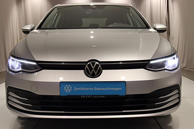 Golf 1.5 TSI Life LED NAVI KLIMA SHZ DAB BT PDC