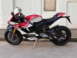 Ducati Panigale V4 Tricolore - DUCATI TRICOLORE