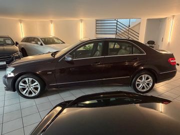Mercedes E 250 - 4