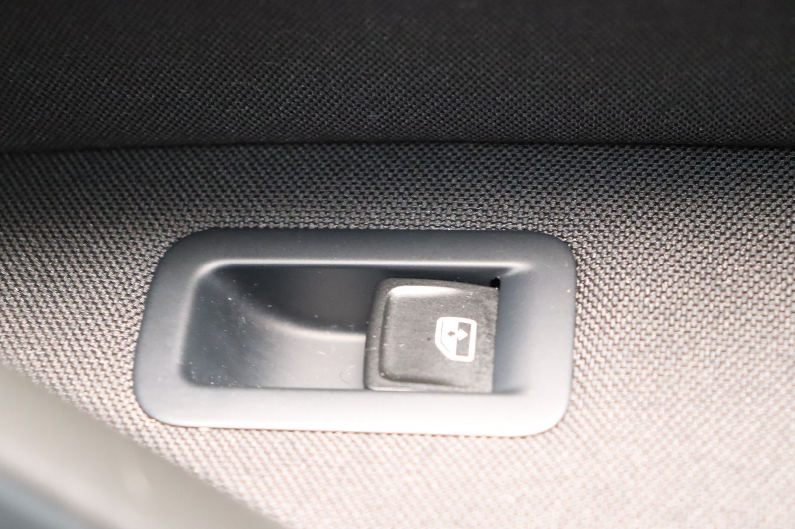 Fahrzeugabbildung Volkswagen Golf VII Sound * Standheizung * LED *