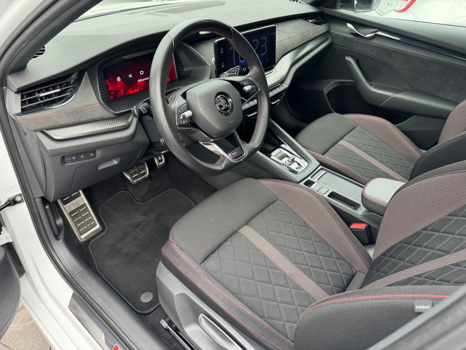 Skoda Octavia Combi RS *MATRIX/PANO/AHK*, миниатюра 8