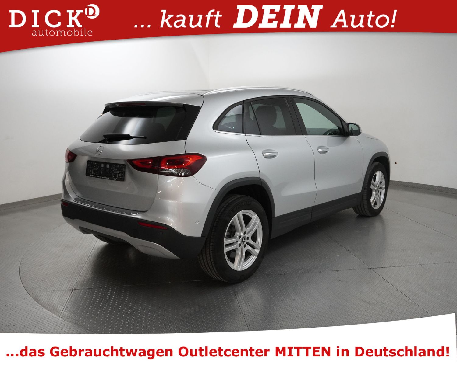 Fahrzeugabbildung Mercedes-Benz GLA 220d Style PANO+STANDHZ+MULTIBE+KAM+AHK+ACC+