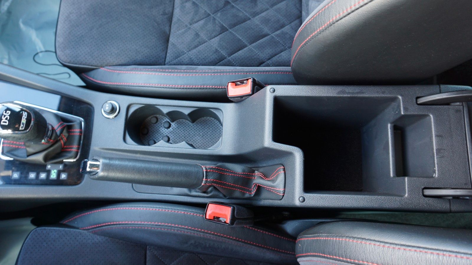 Fahrzeugabbildung SKODA Octavia Combi RS,DSG, Navi,ACC,Memory,LED,+WR