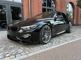 BMW M3 Competition mit GTS Motorhaube