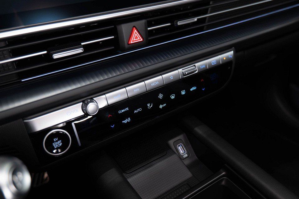 Fahrzeugabbildung Hyundai IONIQ 6 53kWh TECHNIQ Park BOSE Sitz
