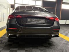 MERCEDES-BENZ E 220d/AMG-LINE/DISTR+/360GRAD/MBUX/J.STERNE
