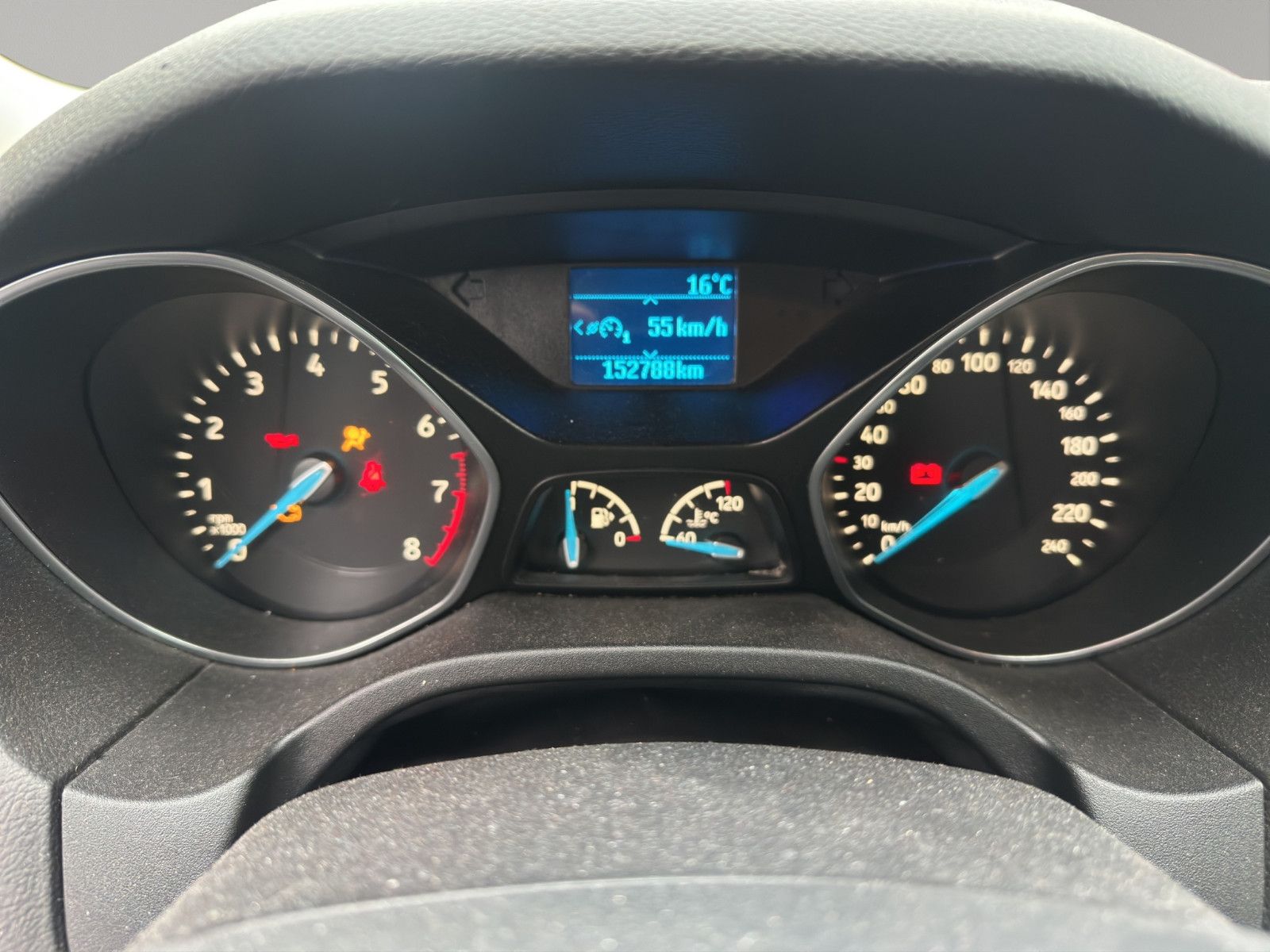 Fahrzeugabbildung Ford Focus Lim. Trend