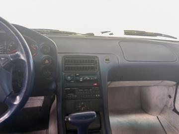 1993 Porsche 928 缩略图 12