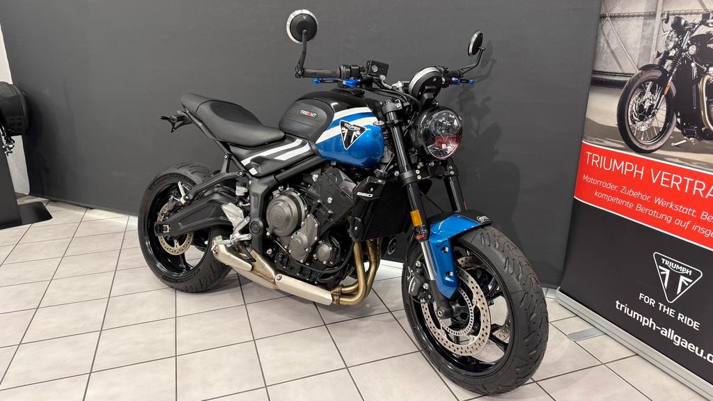 Triumph TRIDENT 660 alles an Zubehör schon dabei!
