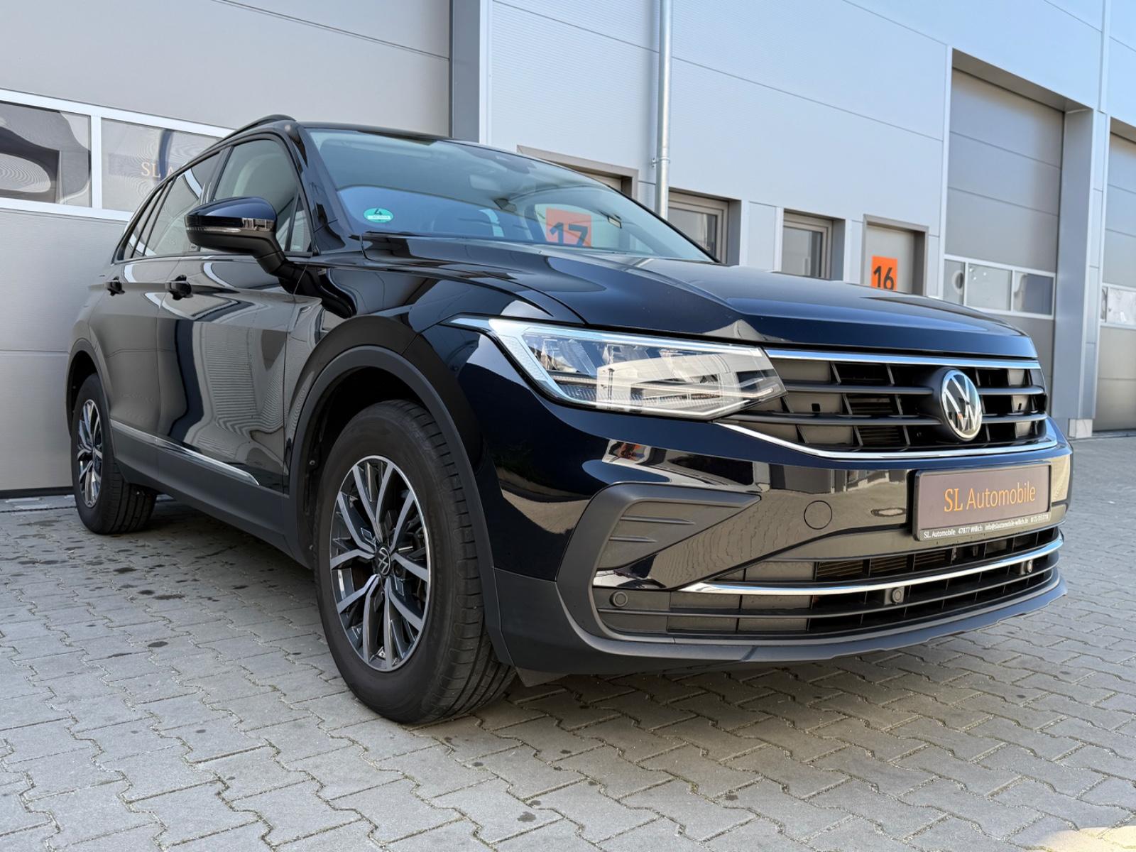 Volkswagen Tiguan Life 1,5 DSG Navi Rückfahrkamera 1.HD