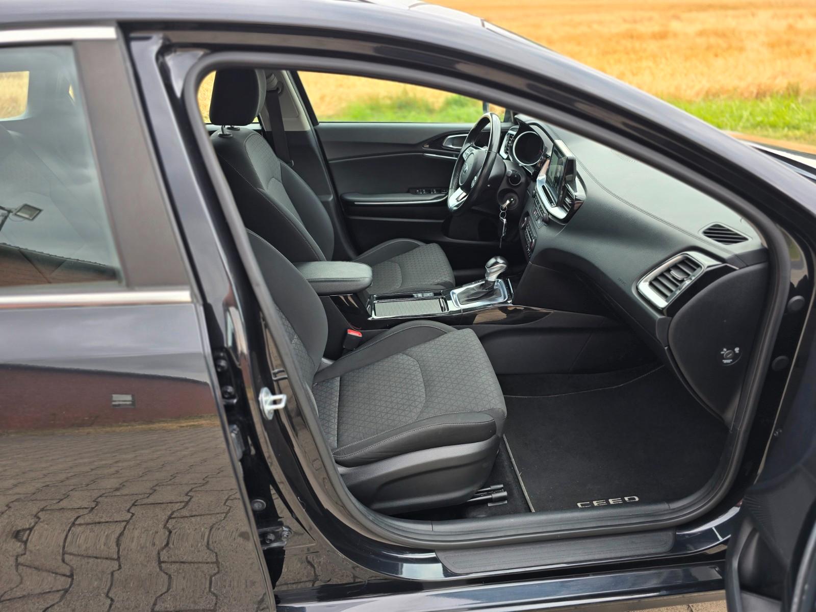 Kia Ceed Vision Automatik LED Alu Kamera Navi