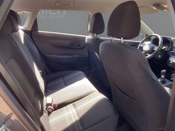 Hyundai i20 - 12