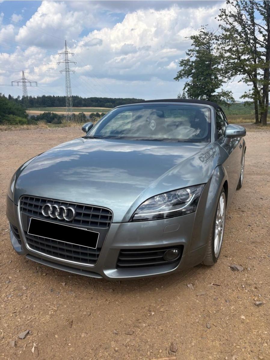 Audi TT Roadster 2.0 TFSI S tronic -