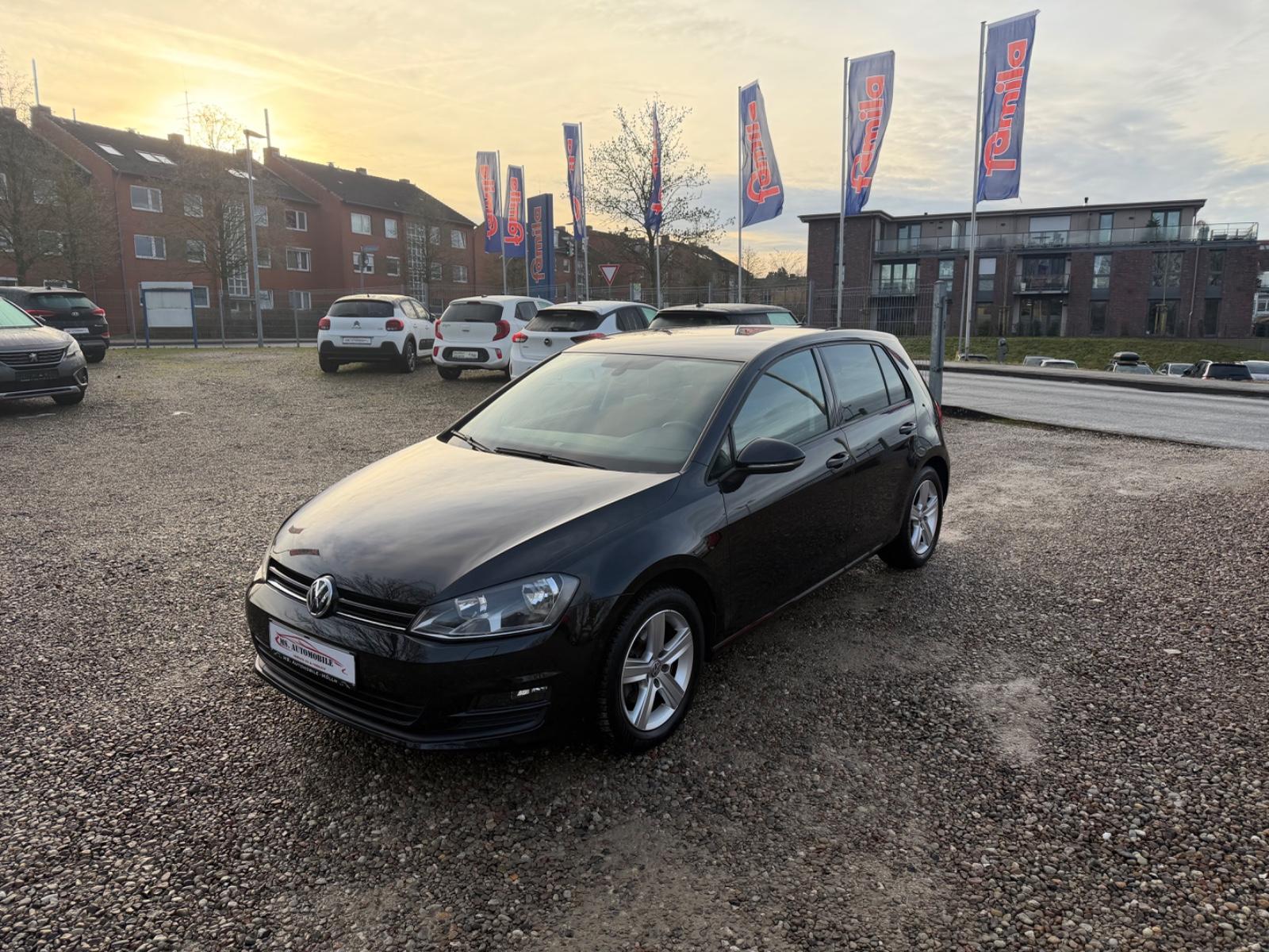 Volkswagen Golf 1.4 TSI DSG BMT Comfortline PDC Navi