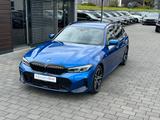 BMW 320d xD M Sport HuD ACC AHK Adap.LED - BMW 320: Kombi, 320d Sport