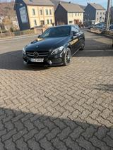 Mercedes-Benz Mercedes c400 - Mercedes-Benz C 400 in Frankfurt (Main)