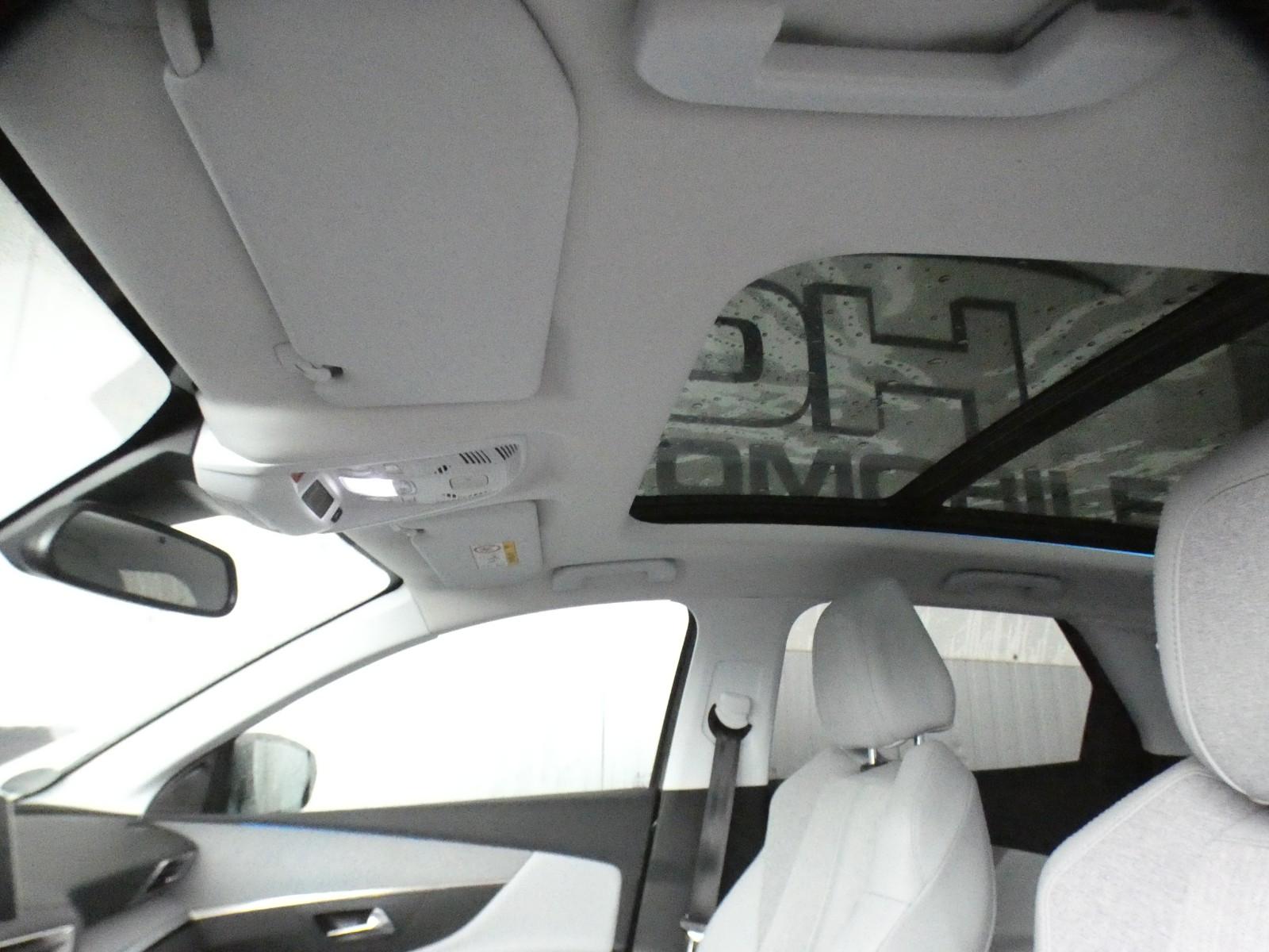 Peugeot 3008 PANORAMA AHK NAVI LED-SCHEINWERFER KAMERA