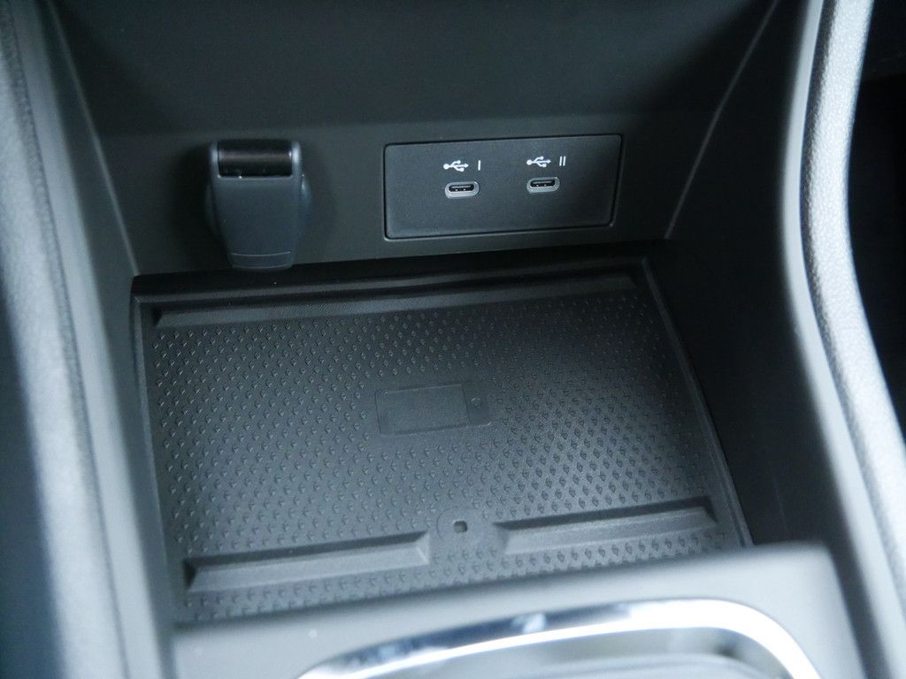Fahrzeugabbildung Renault Captur Techno TCe 90