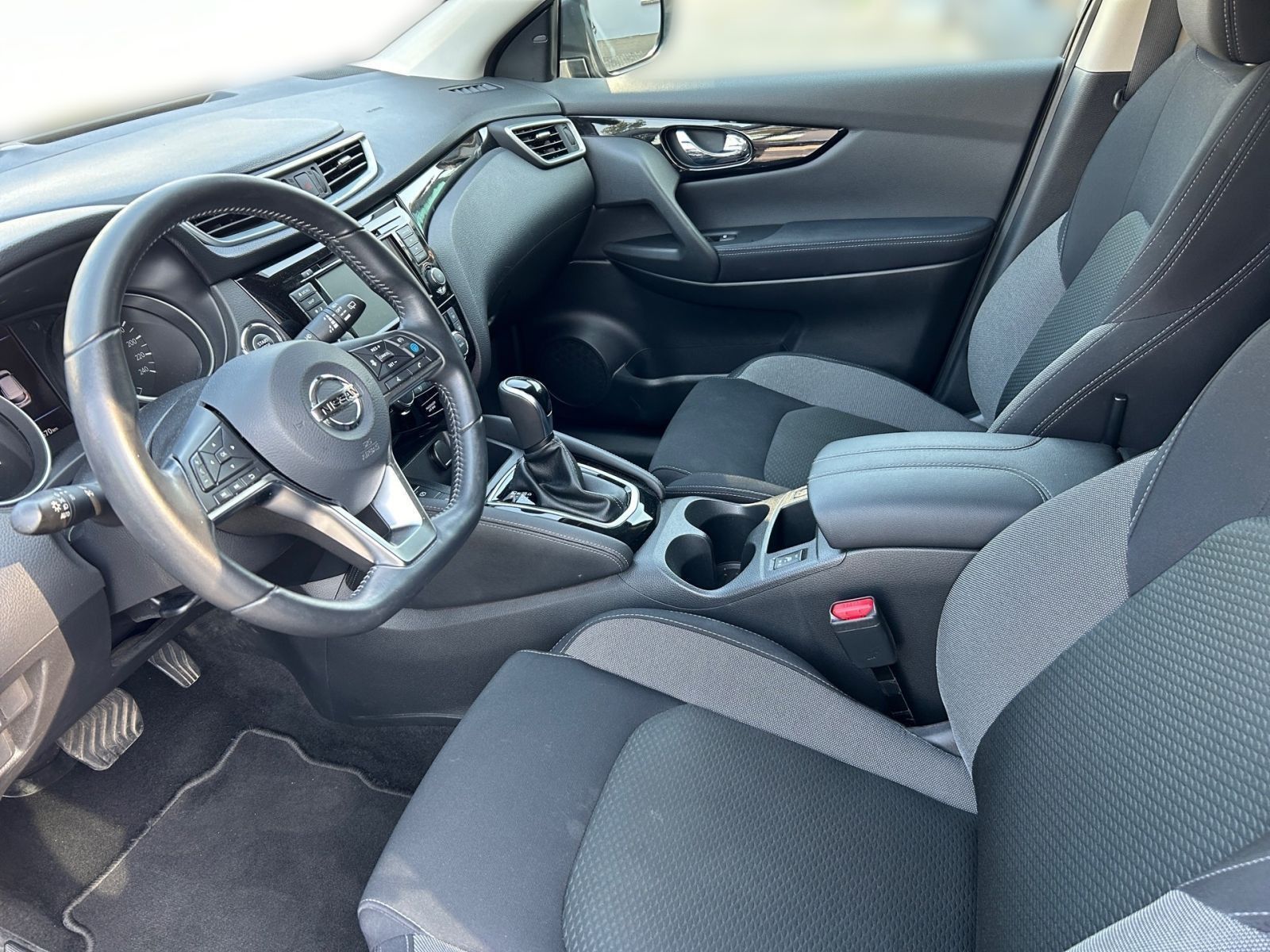 Fahrzeugabbildung Nissan Qashqai N-Connecta