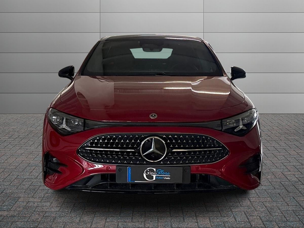 Mercedes-Benz CLA 200 AMG Line Premium 4matic au imagem 3