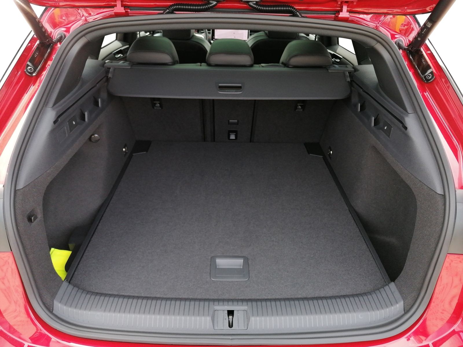 ID.7 Tourer GTX PANO+WÄRMEPUMPE+MASSAGE+KAMERA