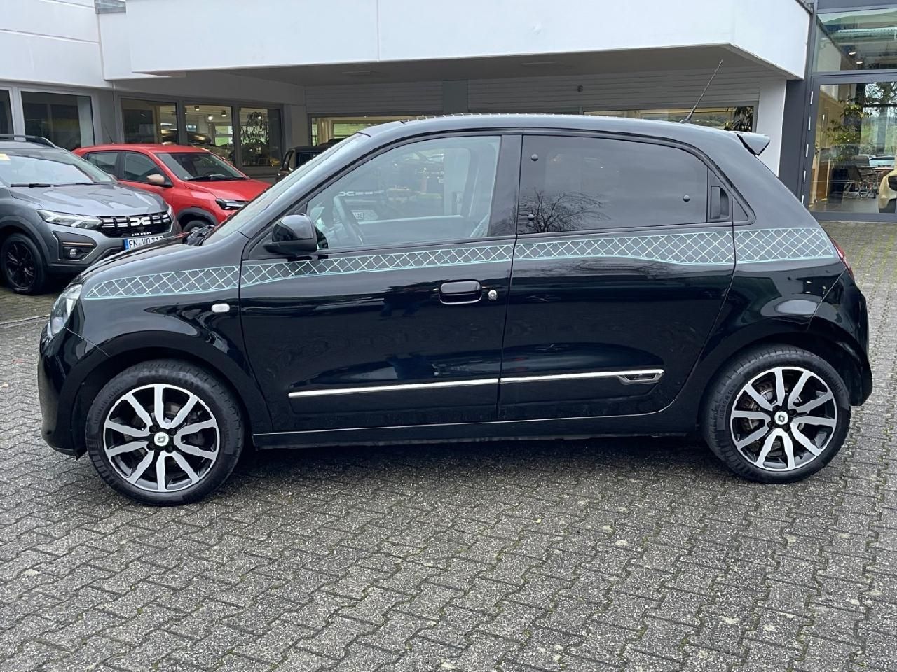 Fahrzeugabbildung Renault Twingo Parisienne TCe 90 Faltdach & Klima