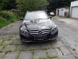 Mercedes-Benz Mercedes Benz E250 CGI T 79.600km TOP - Mercedes-Benz: E60