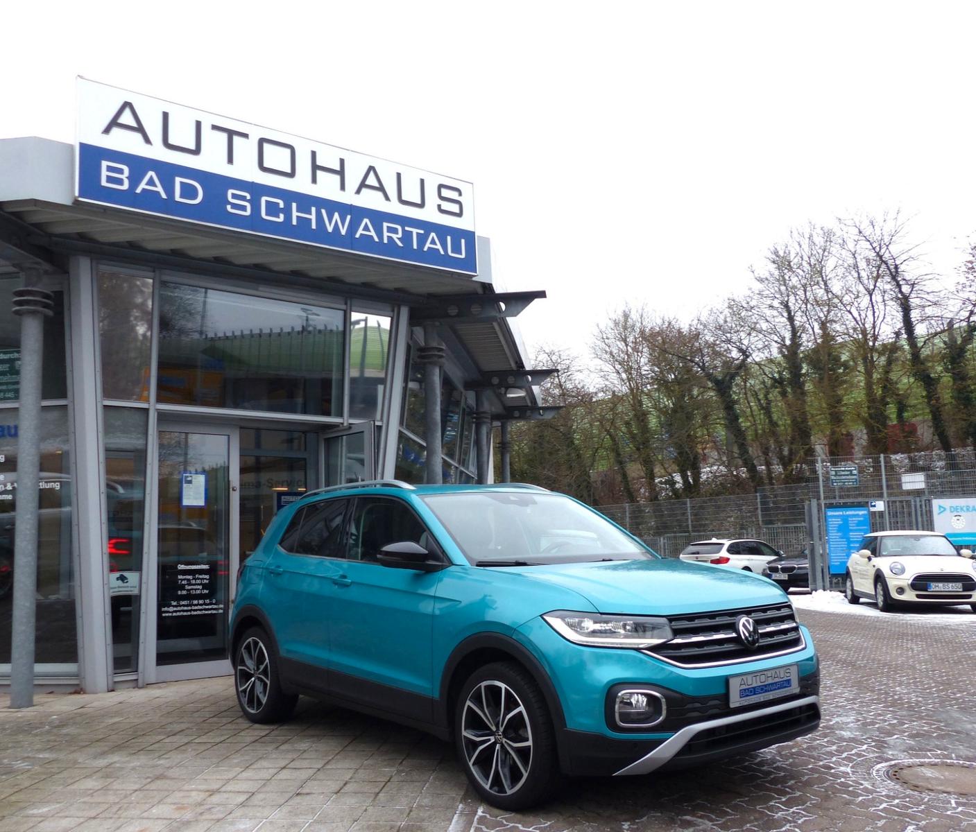 Volkswagen T-Cross DSG "Style", AHK, Navi, Apple CP, RFK