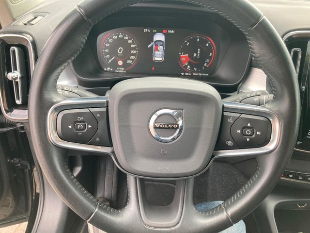 XC 40 D3 Momentum Pro AWD