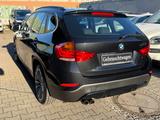 BMW X1 20 i xDrive Sport Line Automatik Pano Xenon - BMW X1 mit Anhängerkupplung