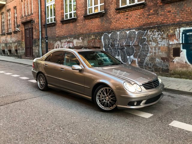 Mercedes-Benz C 55 AMG W203 V8 2005r.