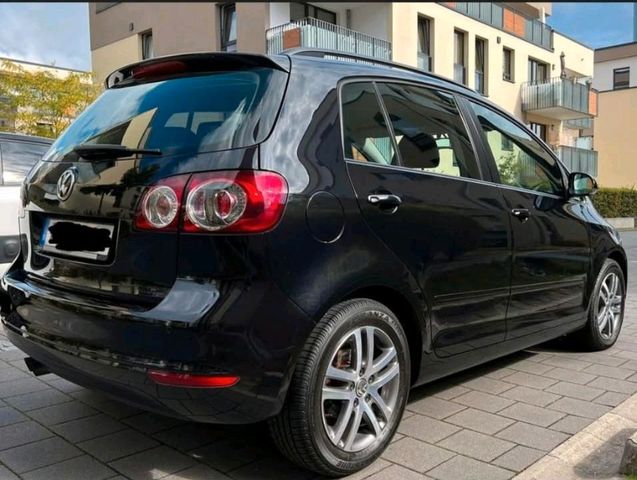 Volkswagen Golf Plus TÜV NEU 8-fach bereift