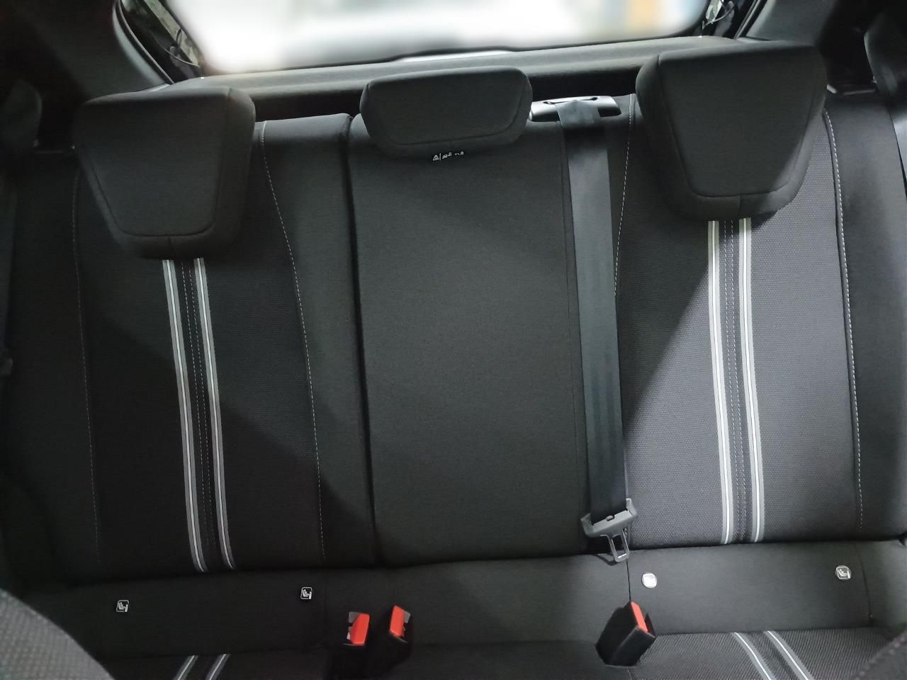 Fahrzeugabbildung Opel Corsa F 1.2 Turbo GS