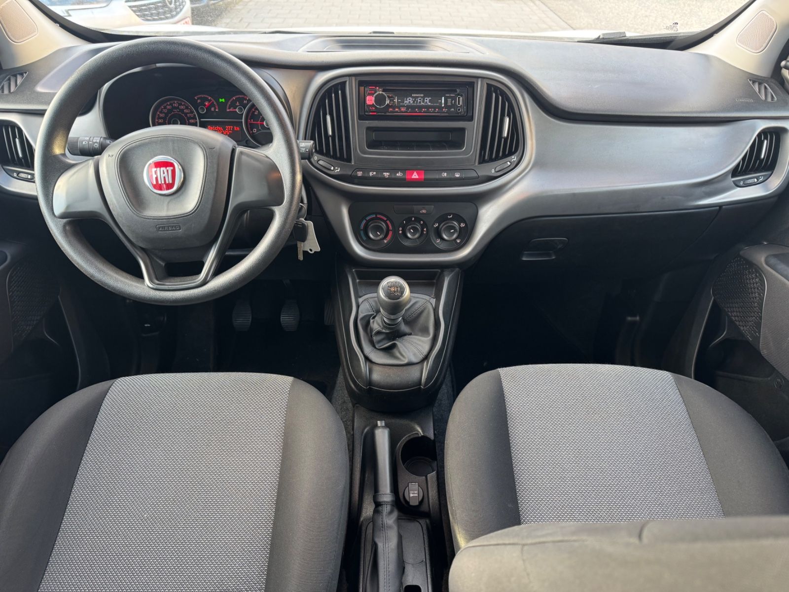 Doblo *Klima*Radio*AHK*Elktr.Fenster*1Hand*