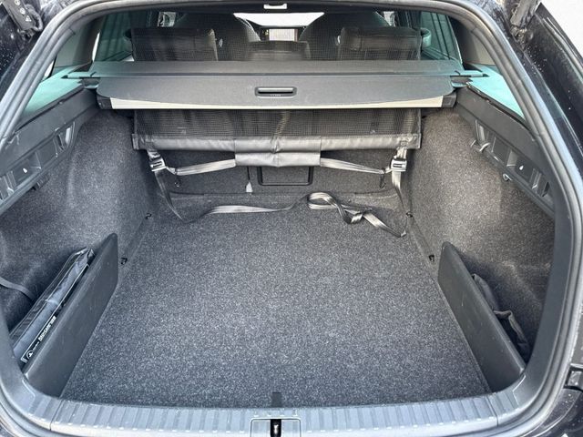 Octavia Combi 2.0 TDI RS MATRIX-LED*HUD*KAM*AHK*