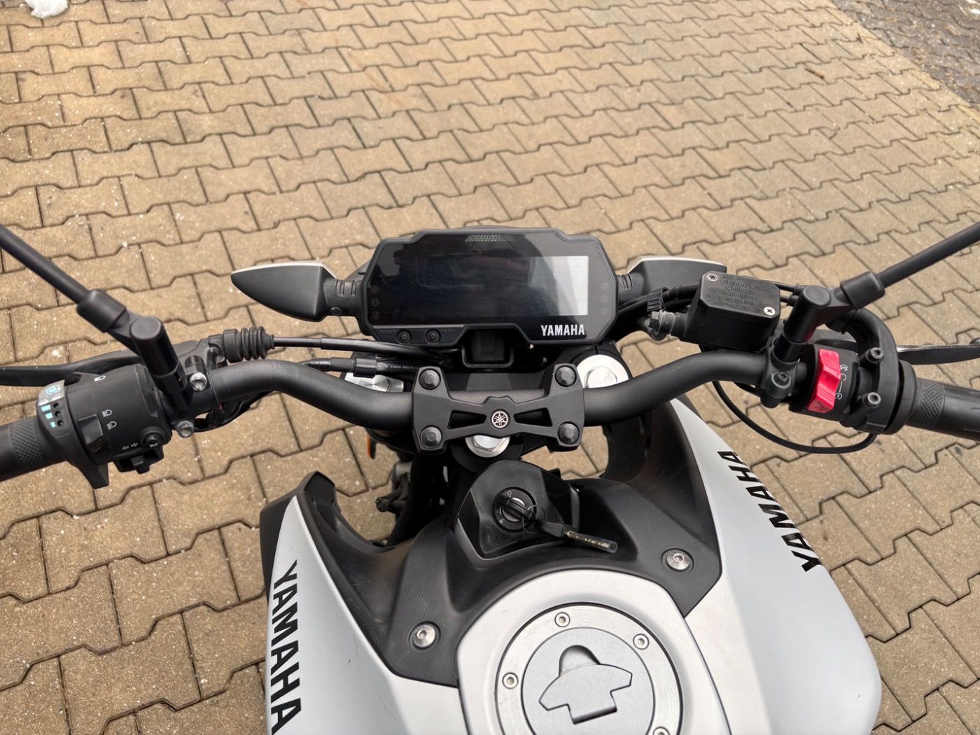 Fahrzeugabbildung Yamaha MT 125 Griffheizung