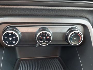 Citroën C3 Hybrid Plus+ 110°LED°CarPlay°AC°DAB°PDC°