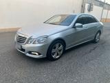 Mercedes-Benz Mercedes-benz-E350 4matic - Mercedes-Benz E 350 aus 2010: 4matic