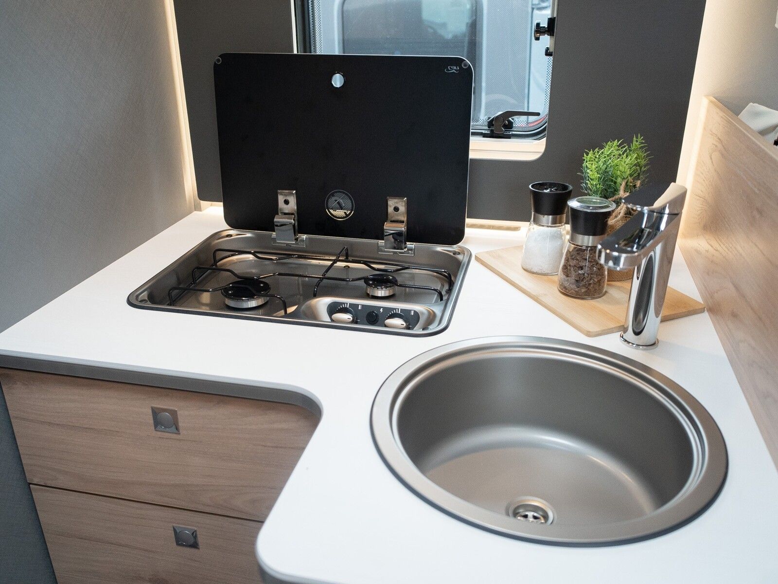 Fahrzeugabbildung Dethleffs Just Camp Active T 7052 EB Automatik*Hubbett