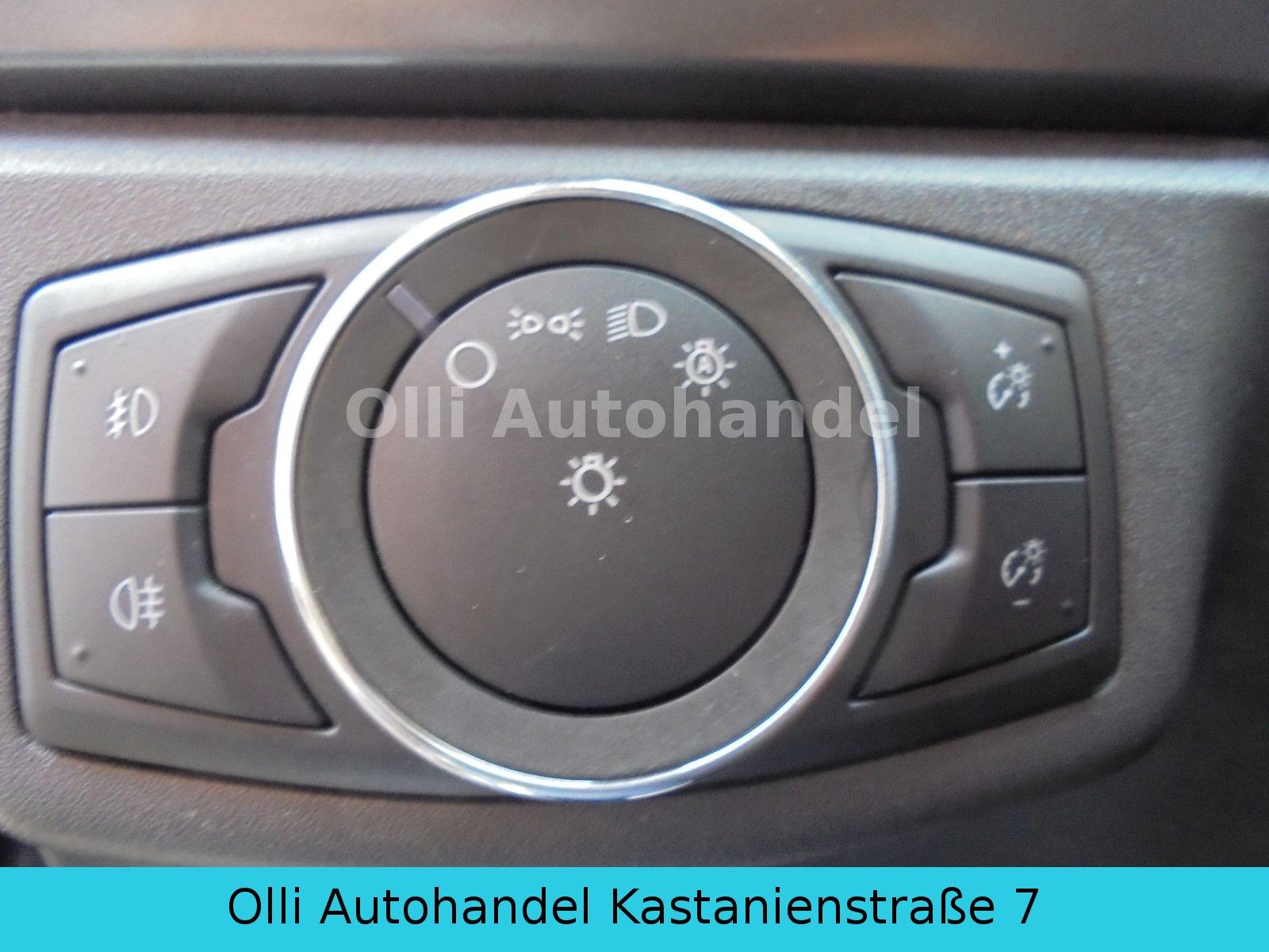 Ford Mondeo 2015 — photo 27