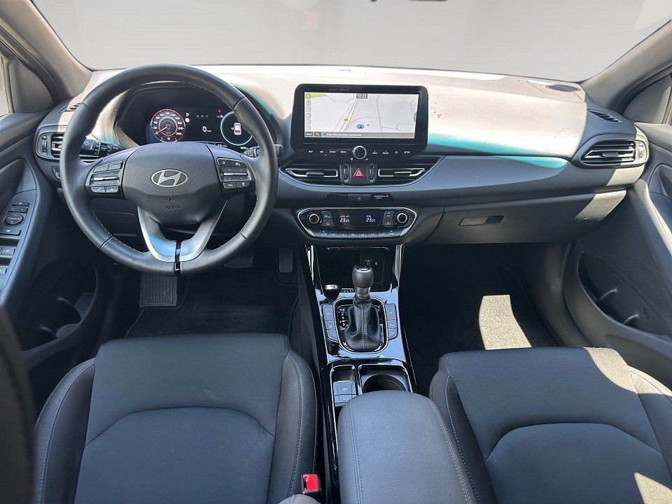 Fahrzeugabbildung Hyundai i30 Kombi 1.0T 100PS DCT ADVANTAGE Plus-Paket