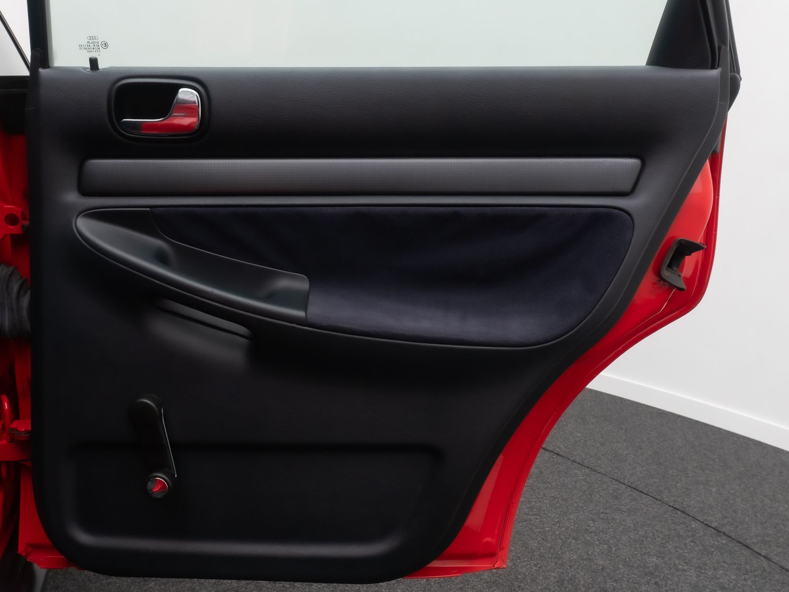 Fahrzeugabbildung Audi A4 1.6 GSD Nebelschwfr ABS Winterreifen Stoff