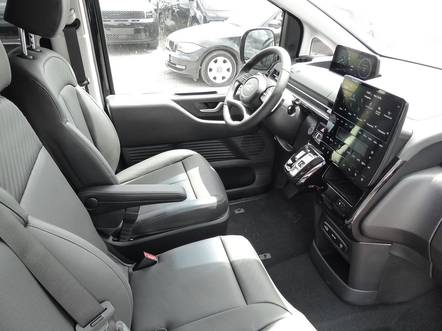 Hyundai STARIA - Bild 4