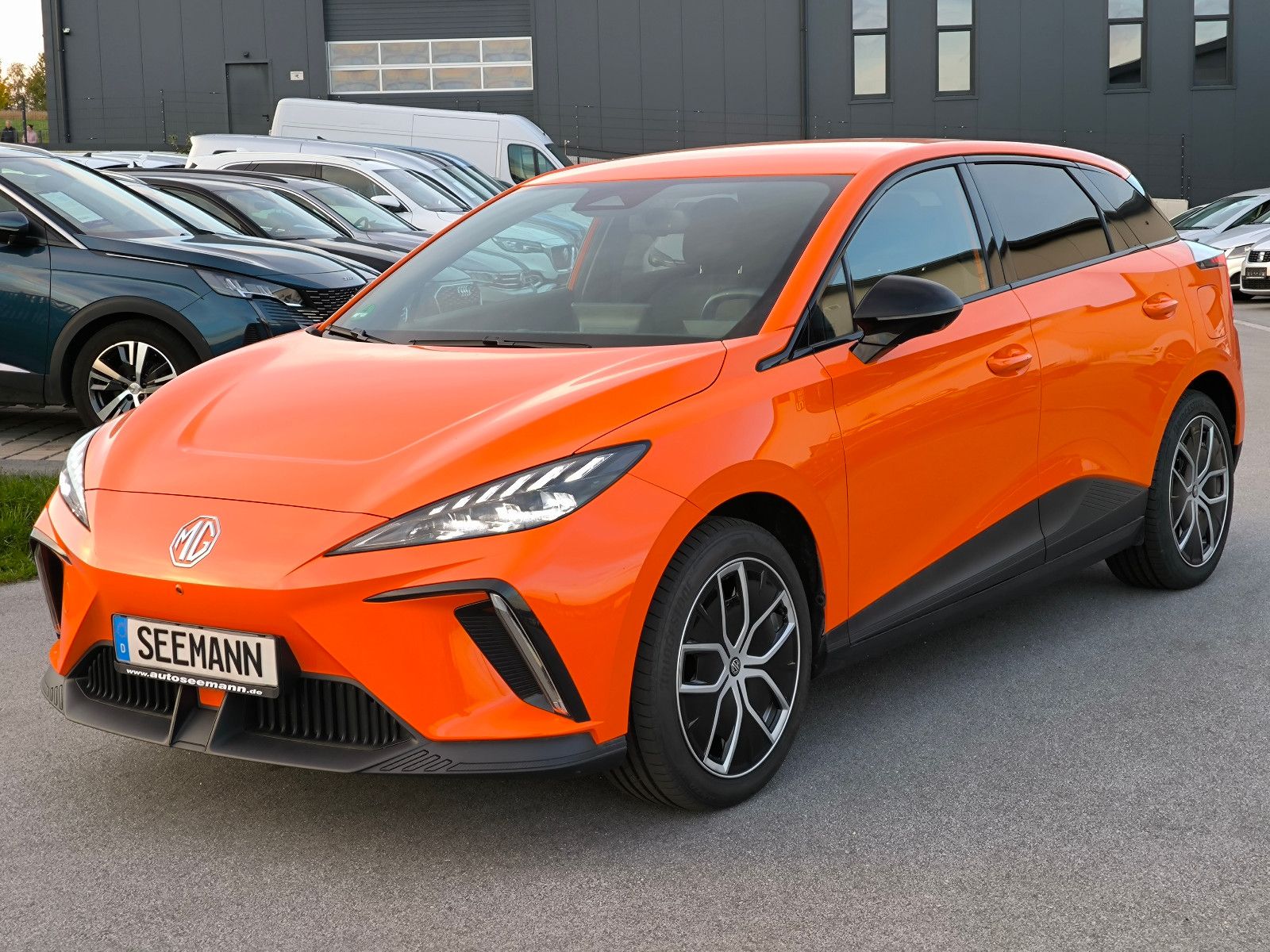 MG4 Luxury 64kWh*SOH 94%*ACC*Wärmep.*LED*360° imagem 2