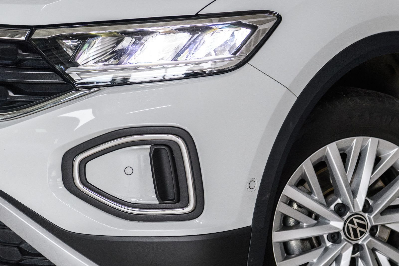 Fahrzeugabbildung Volkswagen T-Roc Life 1.0 TSI NAVI+PDC+SHZ+APP