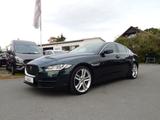 Jaguar XE 2.0 Portfolio~XENON~KAMERA~LEDER~PANO~ACC - Jaguar XE in Bielefeld