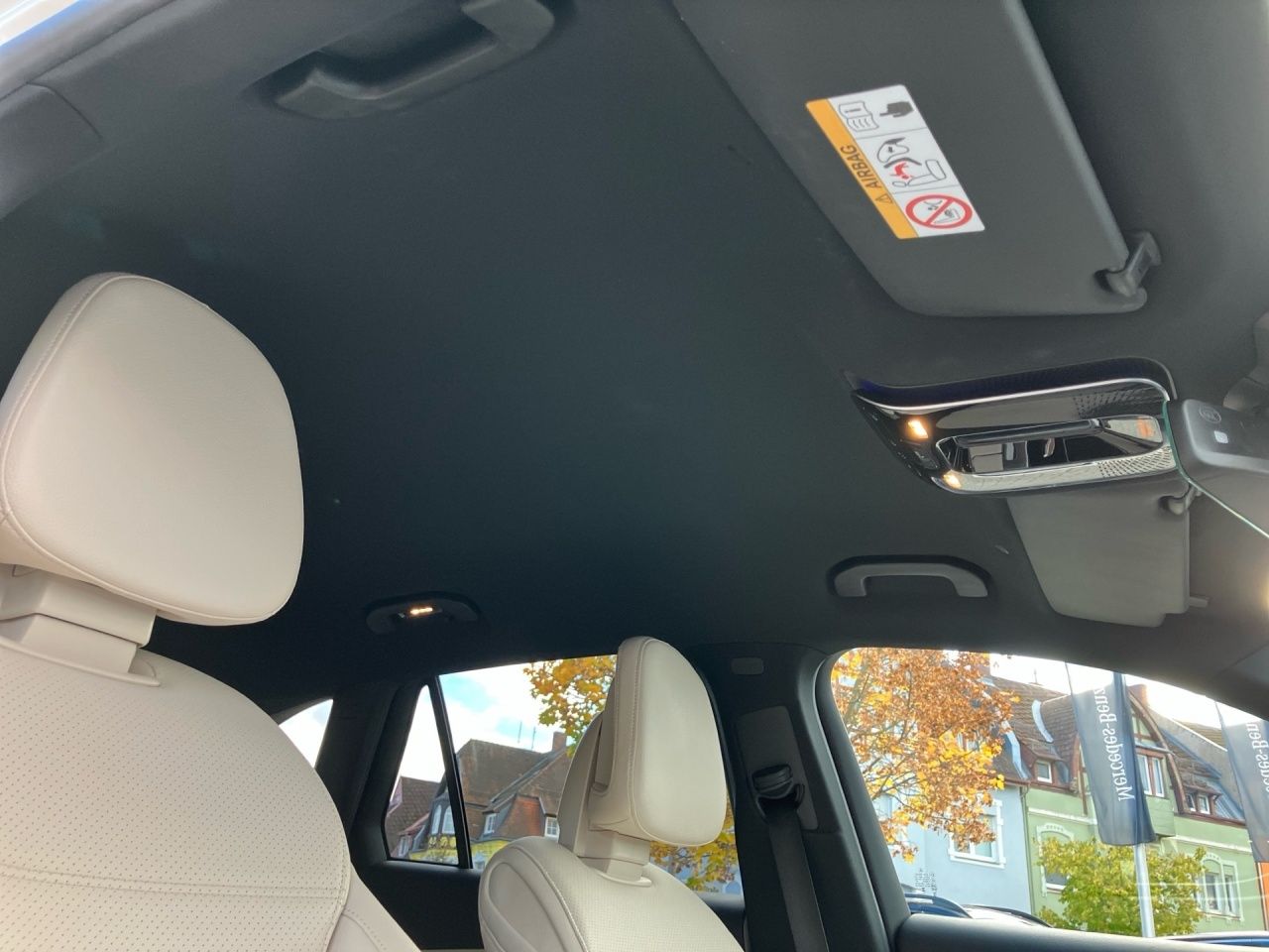 Fahrzeugabbildung Mercedes-Benz GLC 220 d 4M AVANTGARDE+360+STNDHZ+DISTR+MEMORY+