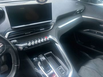 Peugeot 3008 - 9