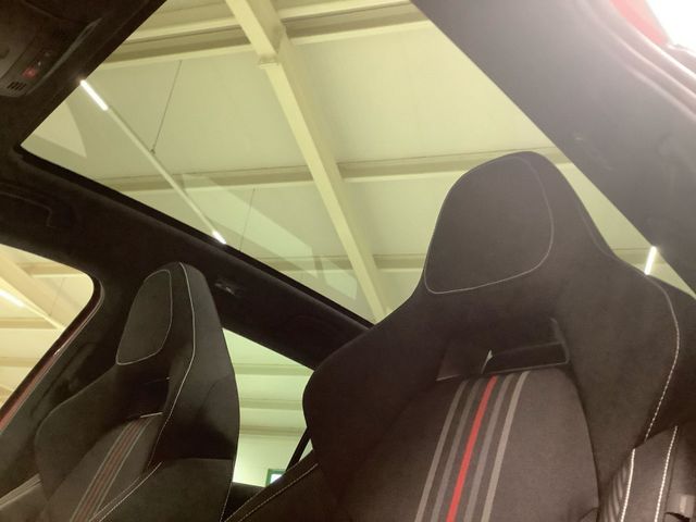 Kamiq Monte Carlo 1,5TSI DSG PANO AHK SOUND NAVI