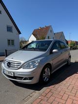 Mercedes-Benz B 170 - - Mercedes-Benz B 170 aus 2005